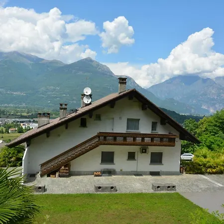 Carlo Apartamento Colico